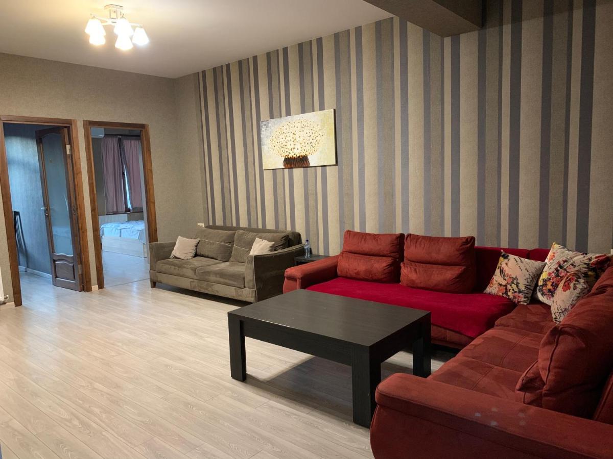 Lilika Apartments On Meskhishvili Тбилиси Екстериор снимка