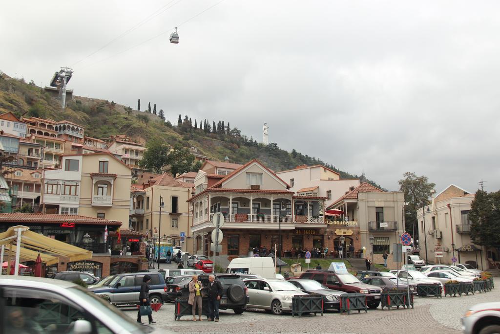 Lilika Apartments On Meskhishvili Тбилиси Стая снимка