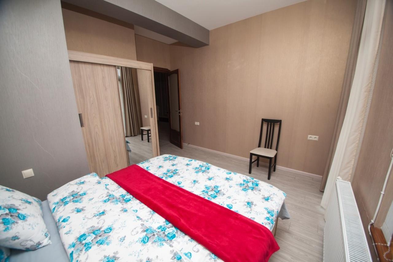 Lilika Apartments On Meskhishvili Тбилиси Екстериор снимка