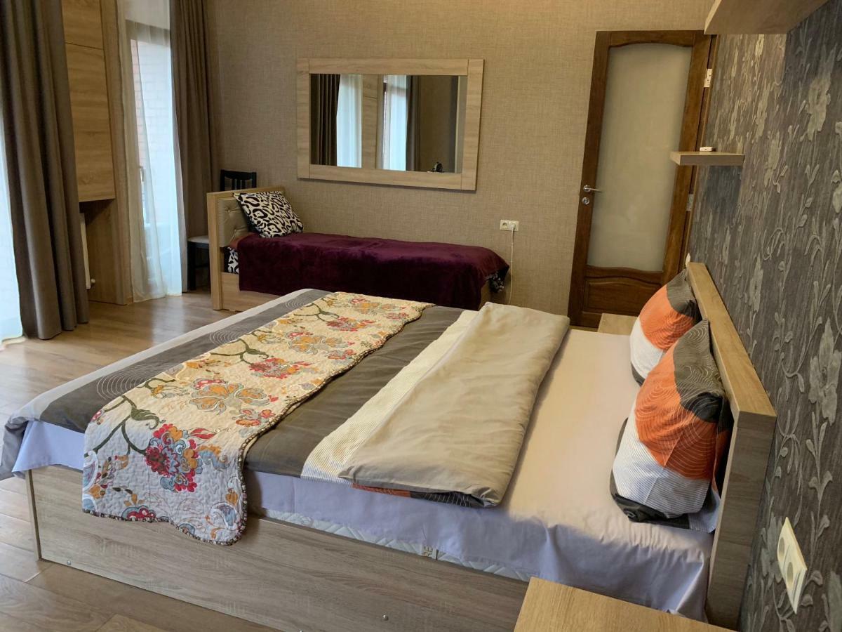 Lilika Apartments On Meskhishvili Тбилиси Екстериор снимка